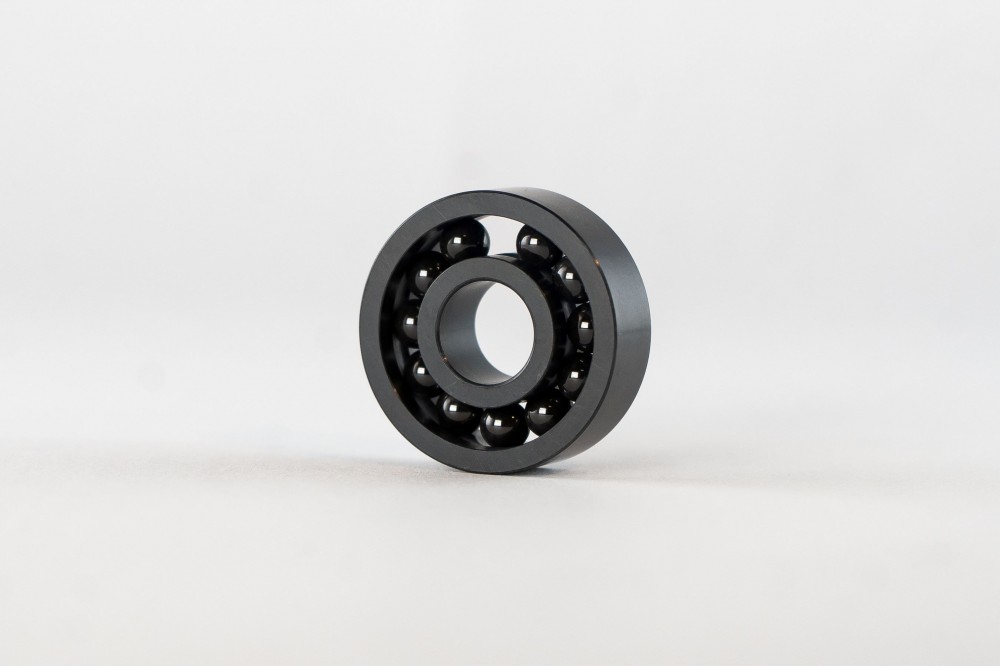 Ceramic silicon nitride miniature bearing no cage